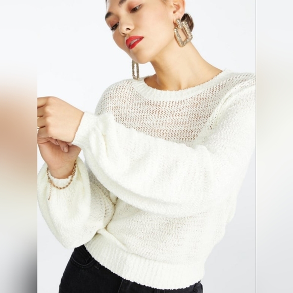 NWT CloseEasy Fit Spring Sweater - Marshmallow Cream/Off White - Picture 3 of 4